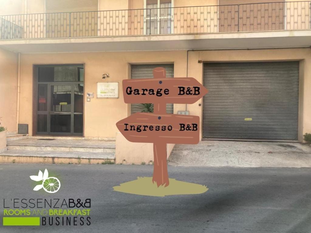 L'Essenza B&B เรจโจ ดี คาลาเบีย ภายนอก รูปภาพ
