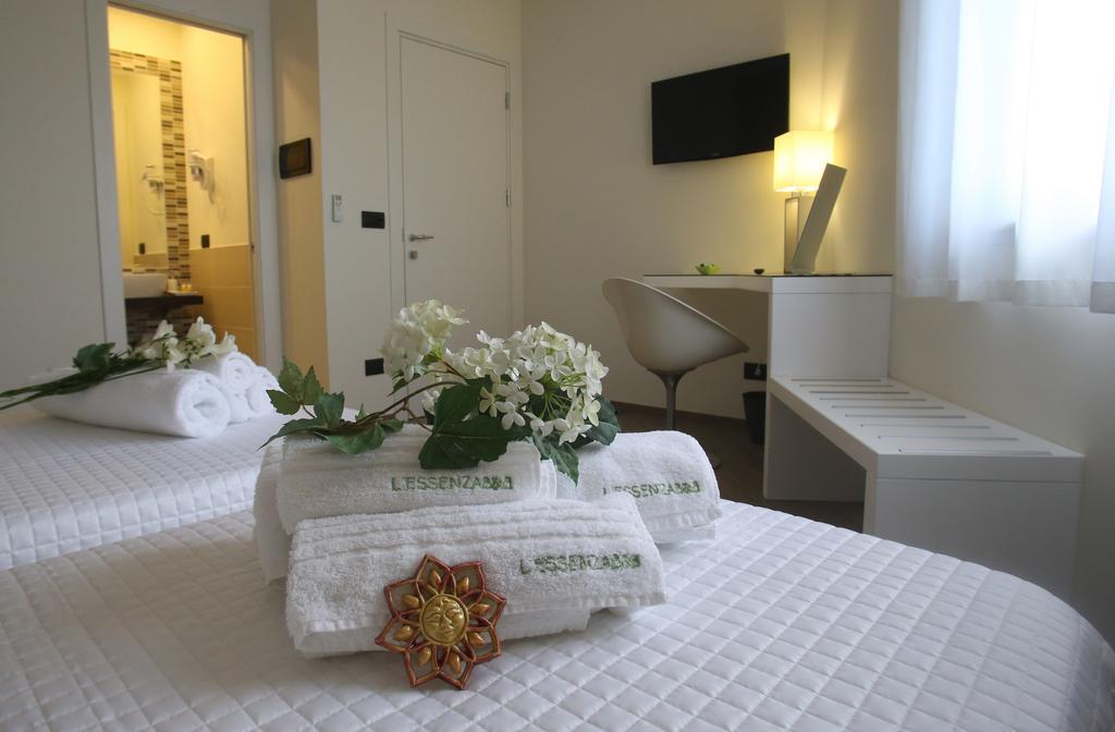 L'Essenza B&B เรจโจ ดี คาลาเบีย ห้อง รูปภาพ