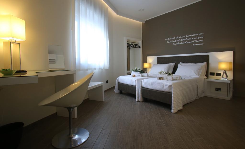 L'Essenza B&B เรจโจ ดี คาลาเบีย ห้อง รูปภาพ