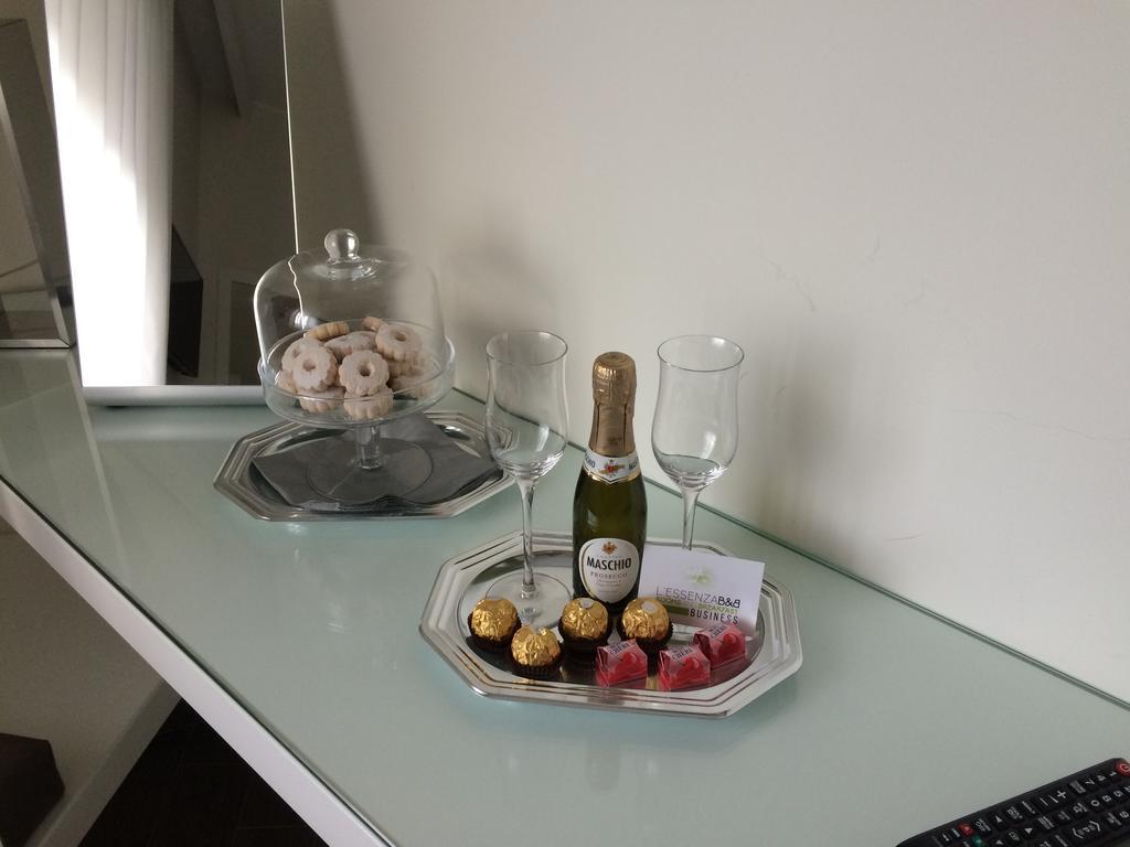 L'Essenza B&B เรจโจ ดี คาลาเบีย ภายนอก รูปภาพ
