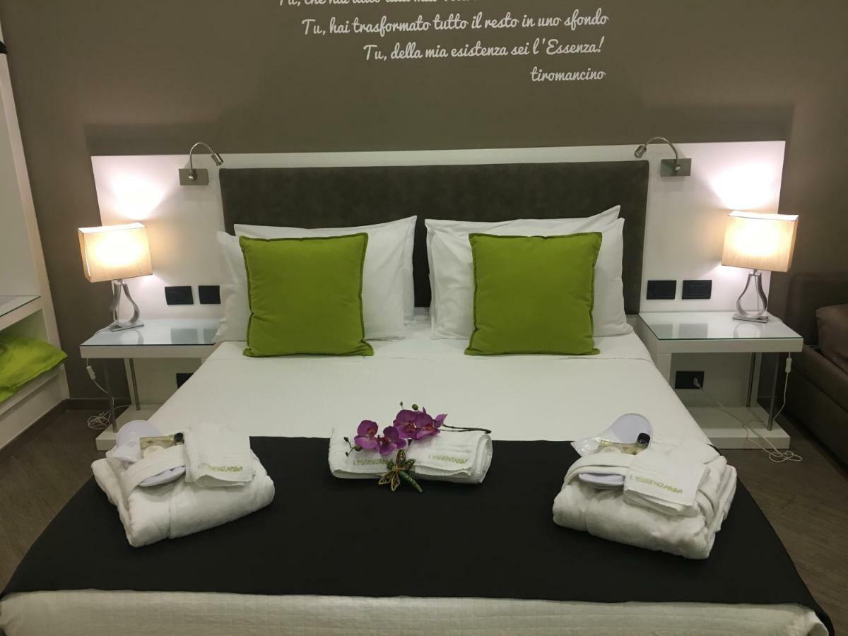 L'Essenza B&B เรจโจ ดี คาลาเบีย ภายนอก รูปภาพ