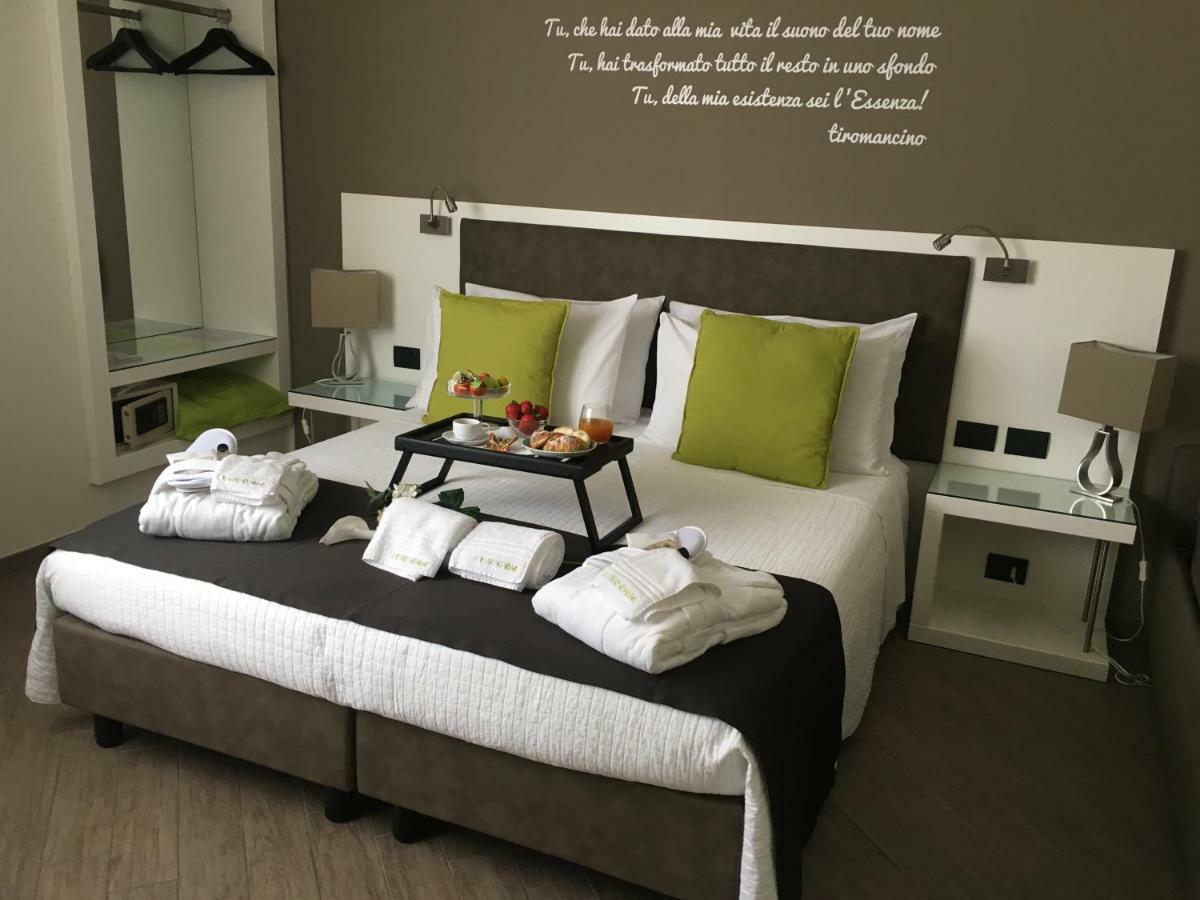 L'Essenza B&B เรจโจ ดี คาลาเบีย ภายนอก รูปภาพ
