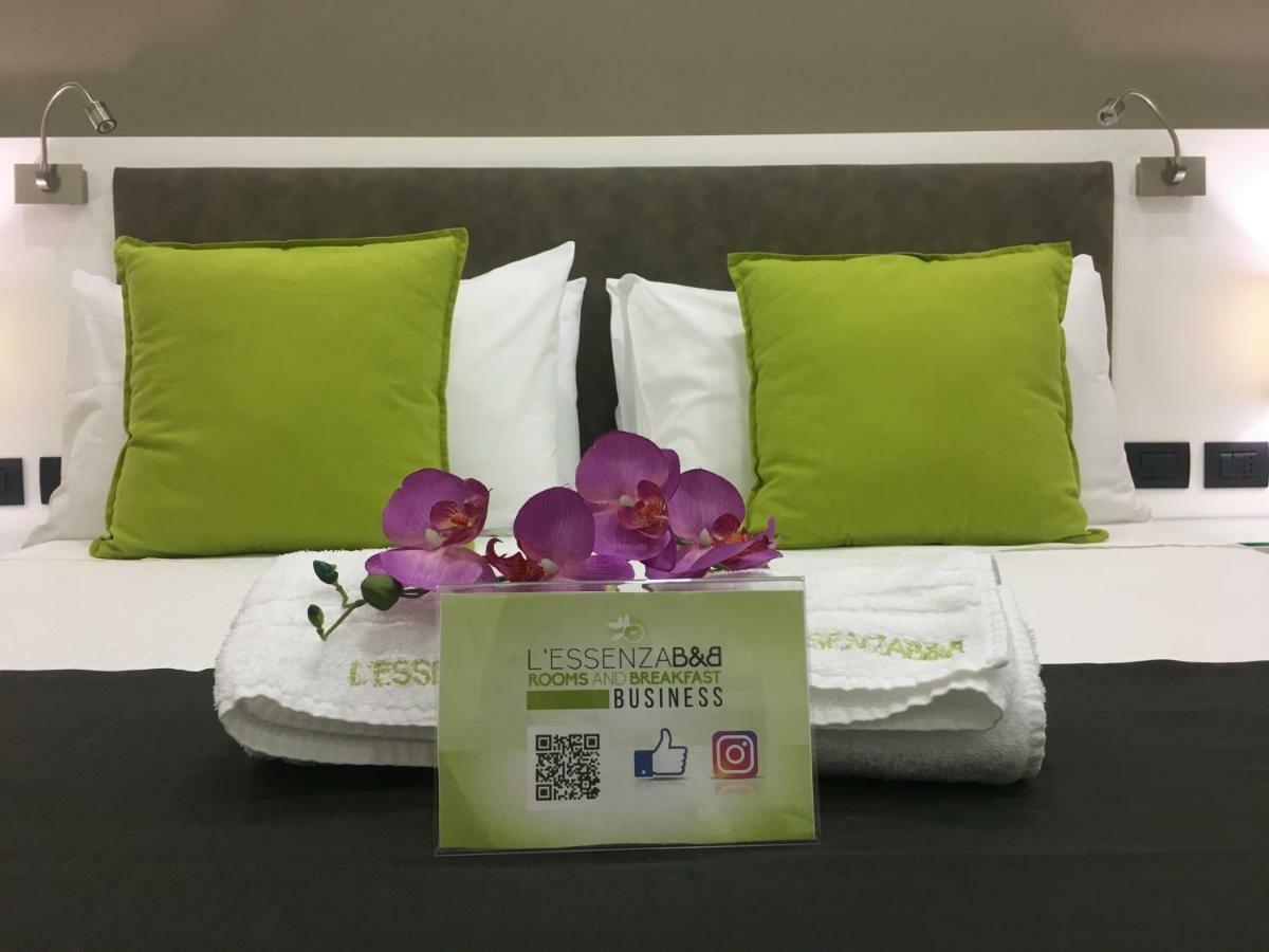 L'Essenza B&B เรจโจ ดี คาลาเบีย ภายนอก รูปภาพ