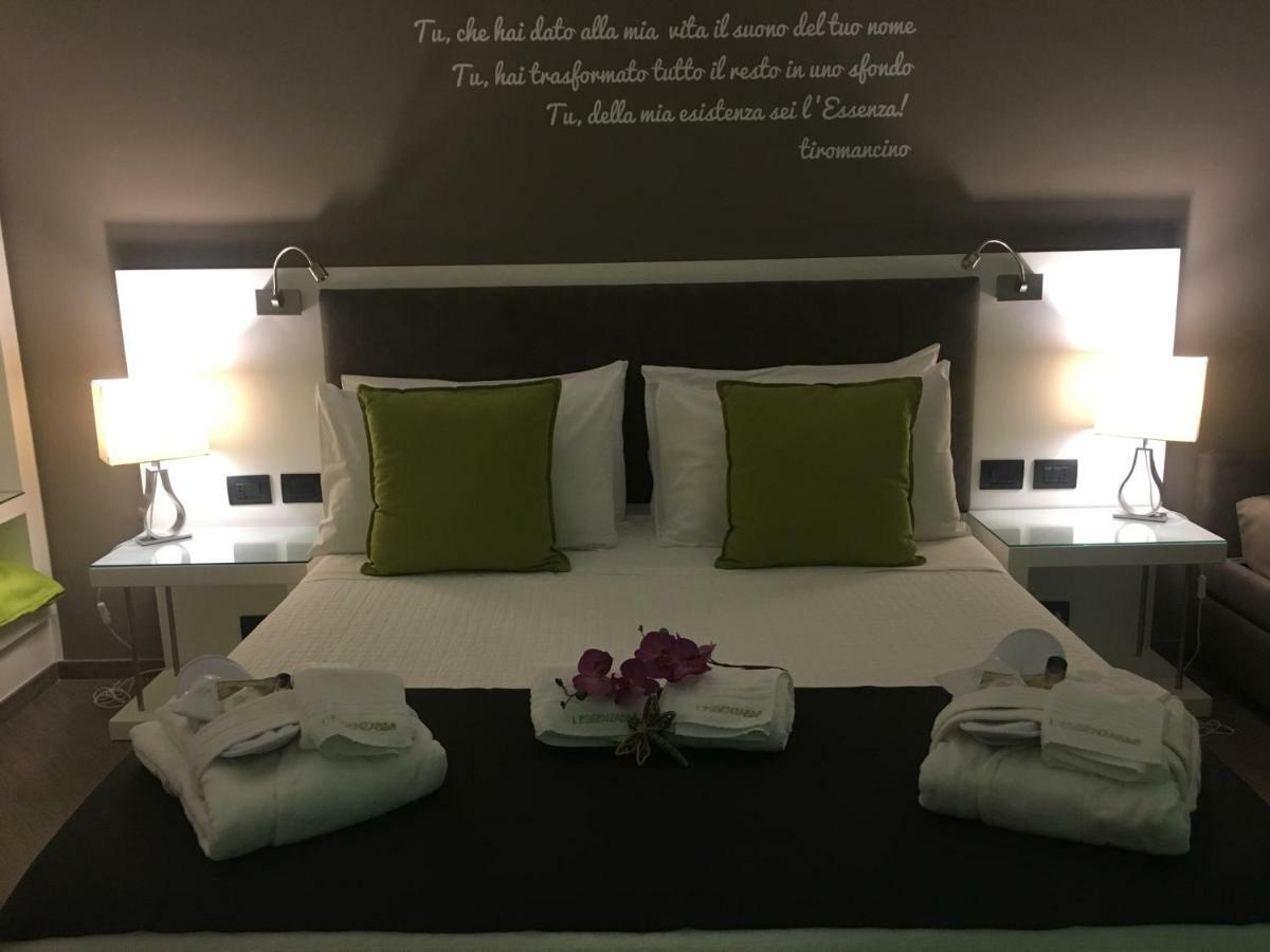 L'Essenza B&B เรจโจ ดี คาลาเบีย ภายนอก รูปภาพ