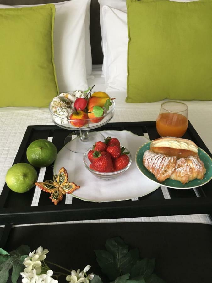 L'Essenza B&B เรจโจ ดี คาลาเบีย ภายนอก รูปภาพ