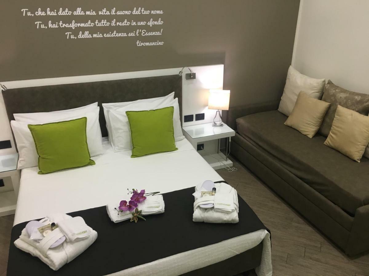 L'Essenza B&B เรจโจ ดี คาลาเบีย ภายนอก รูปภาพ