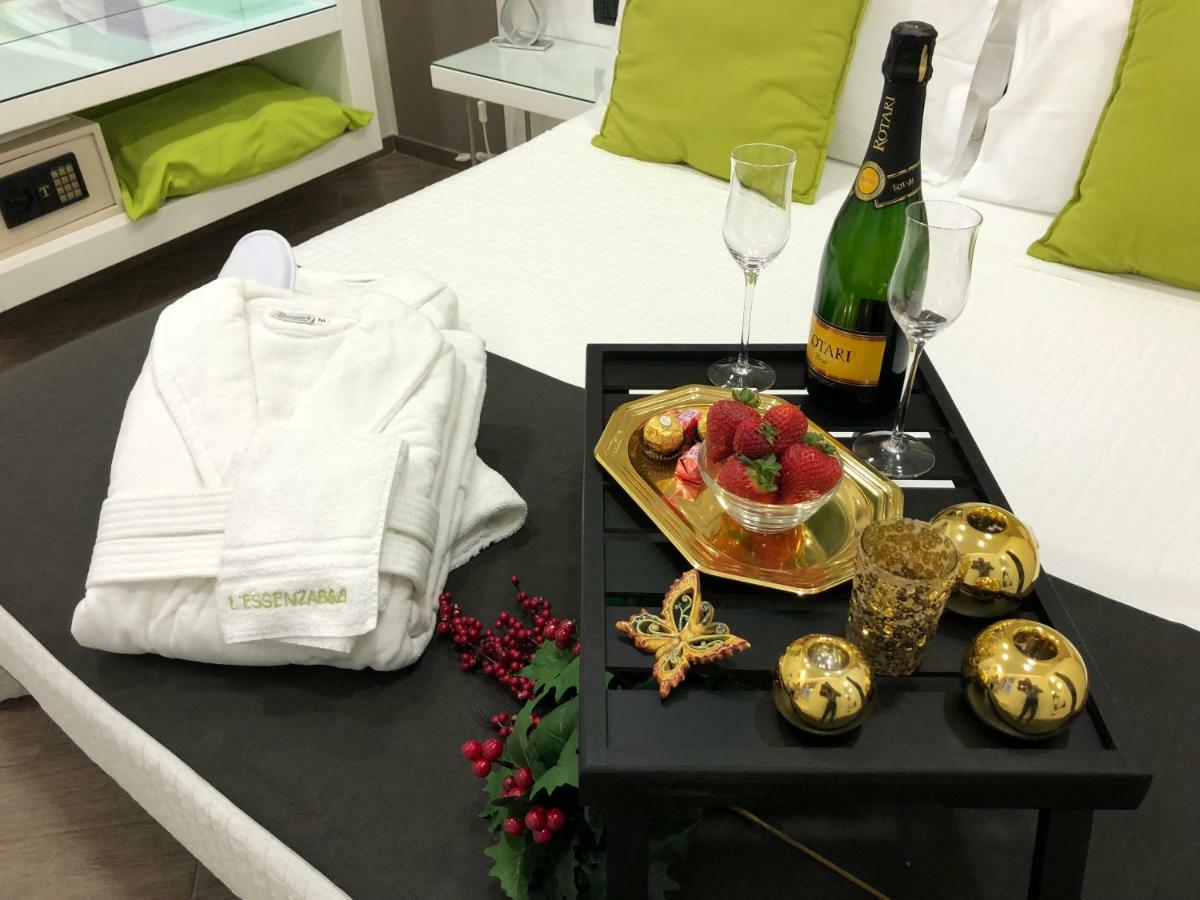 L'Essenza B&B เรจโจ ดี คาลาเบีย ภายนอก รูปภาพ