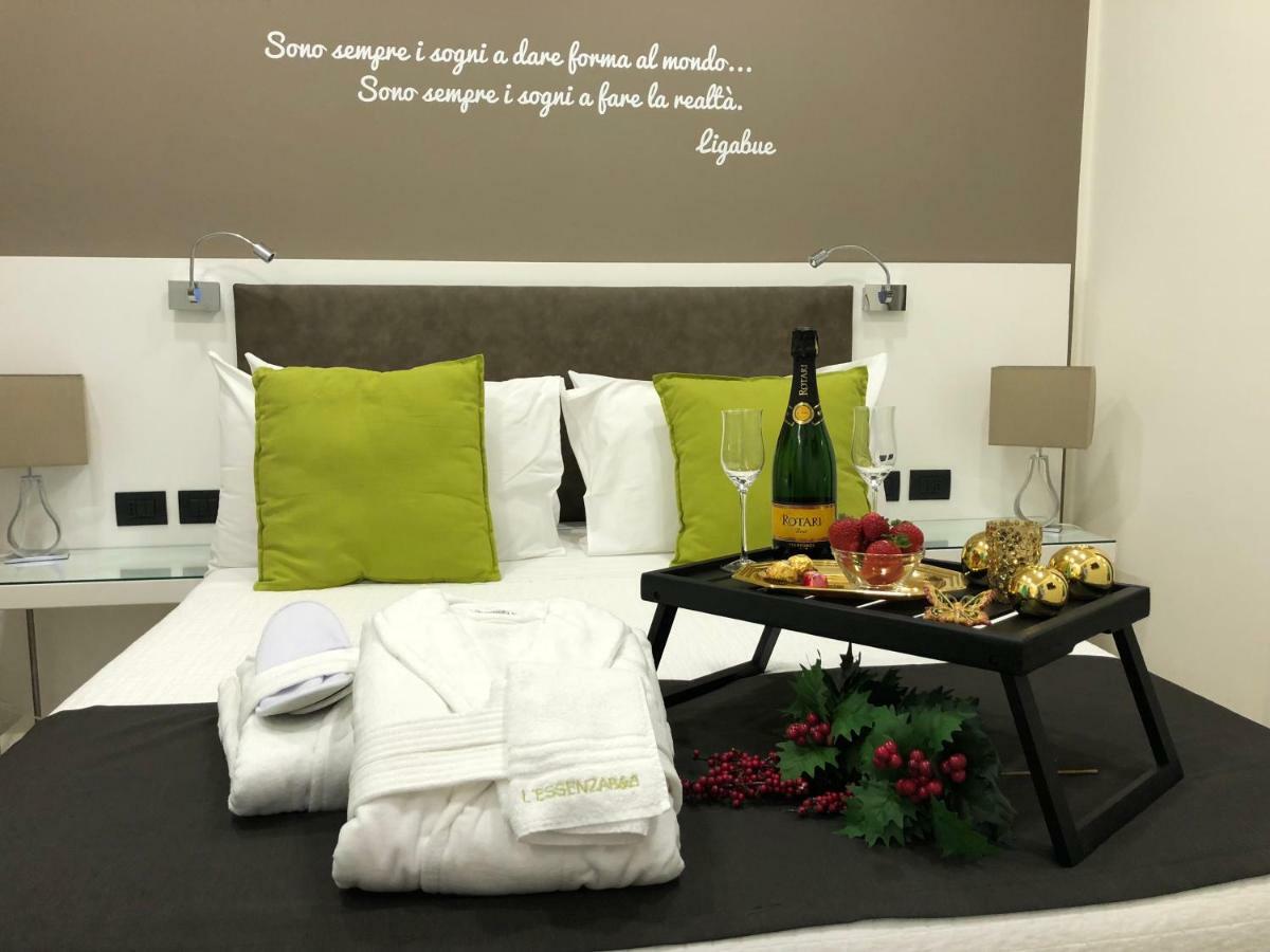L'Essenza B&B เรจโจ ดี คาลาเบีย ภายนอก รูปภาพ