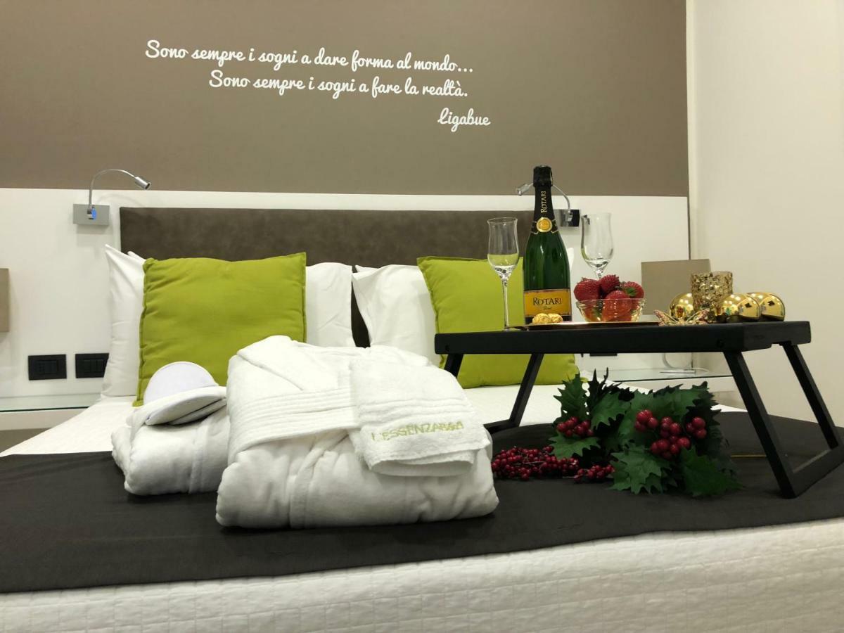 L'Essenza B&B เรจโจ ดี คาลาเบีย ภายนอก รูปภาพ